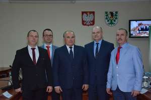 Radni Dunaj i Dziokan zrezygnowali z funkcji członków zarządu powiatu oleckiego 