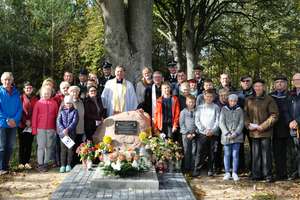 Ekumeniczne nabożeństwo na cmentarzu ewangelickim w Kuligach