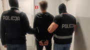 18-latek z Olsztyna zatrzymany za posiadanie kilograma mefedronu i ponad 70 tabletek ecstasy. Trzymał je... w puszce po farbie [VIDEO]