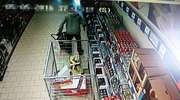 Poszukiwany za rozbój wpadł w Ostródzie na kradzieży alkoholu