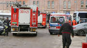 Wybuch w warsztacie samochodowym w Olsztynie. Trzy osoby trafiły do szpitala [ZDJĘCIA]