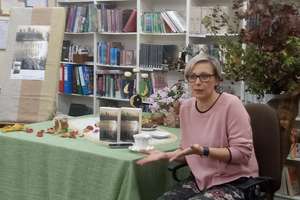 Ewelina Woźniak – o swojej książce w jamielnickiej bibliotece 
