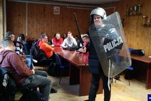 Uczniowie działdowskich szkół odwiedzili Komendę Powiatową Policji