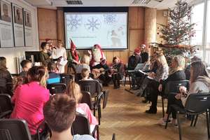 Święty Mikołaj zawitał u małych pacjentów z olsztyńskiego szpitala