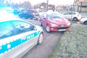 Potrącenie na przejściu dla pieszych w Olsztynie. Kobieta została przetransportowana do szpitala 