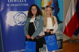 Uczennice Dwójki wyróżnione w historycznym konkursie wojewódzkim