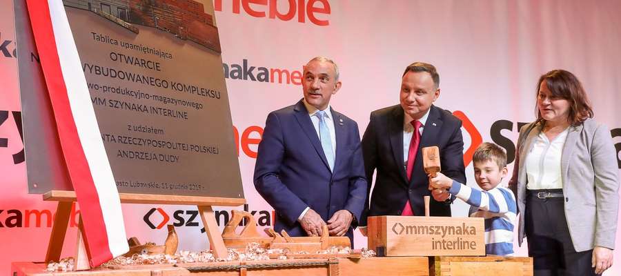 Andrzej Duda brał udział w otwarciu nowej hali produkcyjnej Grupy Szynaka w Nowym Mieście Lubawskim