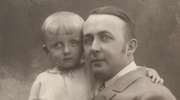 Seweryn Pieniężny junior (1890-1940) z synem Kostkiem. Z czworga dzieci Pieniężnych w czasie wojny zmarł jedyny syn Kostek (1921-1942) i córka Halina (1929-1945)