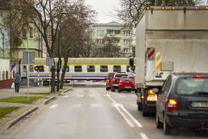 Przejazd kolejowy w Płocku na dw 567 będzie czasowo zamknięty dla samochodów