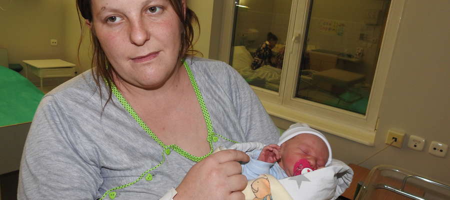 O godzinie 1.35 dnia 1 stycznia 2020 roku, urodziła się mała Alicja. Szczęśliwymi rodzicami są Marta i Ireneusz Szpanowscy z Czachówek.
