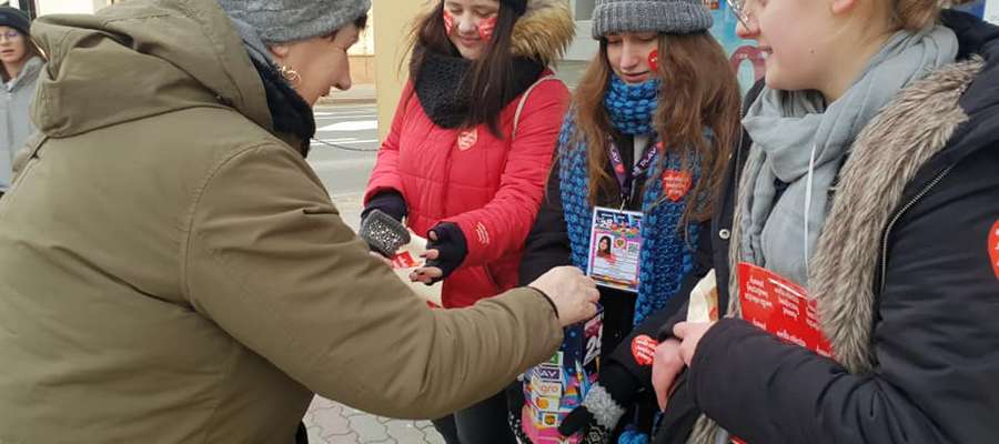 Na ulicach Kętrzyna w styczniu już po raz 24. pojawią się wolontariusze z czerwonymi serduszkami