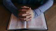 Lewica: A może zacząć oszczędzać na religii w szkołach? [SONDA]
