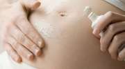 Uważaj na kosmetyki w ciąży – mogą doprowadzić do nadwagi u dziecka!
