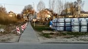 Kolejne kostki brukowe betonują Ostródę, rozrasta się sieć ścieżek rowerowych