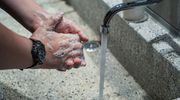 Michelin i Polmos łączą siły, a korzystamy my wszyscy. 40 tysięcy litrów płynu do dezynfekcji trafi do placówek na Warmii i Mazurach