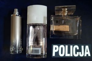 19-latek ukradł w drogerii perfumy o łącznej wartości blisko 1700 złotych
