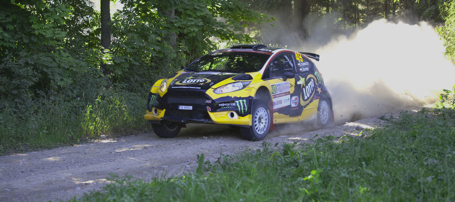 W 2015 roku olsztynianin Krzysztof Hołowczyc był dziesiąty w klasie WRC 2