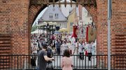 Procesja Bożego Ciała w Olsztynie: Eucharystia daje życie