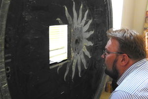Wiekowe zegary z nowomiejskiej wieży po odnowie wrócą na swoje miejsce