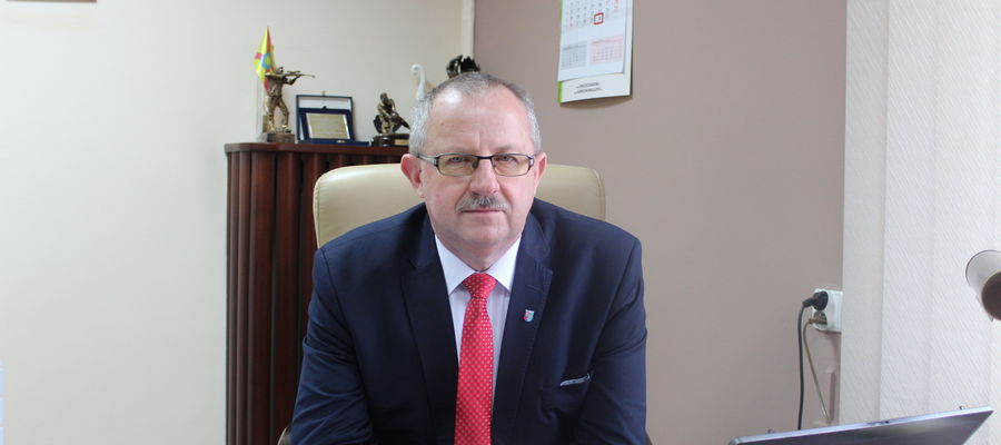 Wpływy z udziału w podatku dochodowym za miesiąc kwiecień są niższe o prawie 300 tys.- mówi starosta