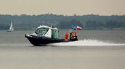 Policjanci szukają świadków wywrócenia się łodzi na jeziorze Niegocin