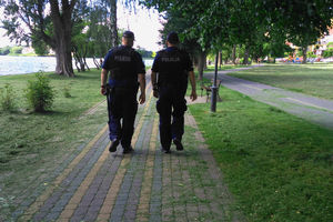 Olsztyńscy policjanci pilnują porządku w Ełku