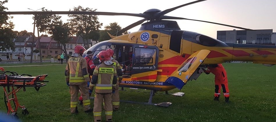 Jedna z ofiar wypadku została przetransportowana do szpitala helikopterem Lotniczego Pogotowia Ratunkowego