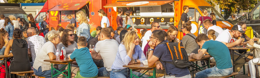 Koniec wakacji zapowiada się wyjątkowo smacznie. 
29 i 30 sierpnia w Olsztynie odbędzie się 10 edycja Festiwalu Smaków Food Trucków. 
