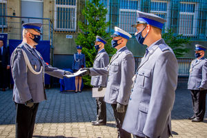 Policjanci odebrali awanse i odznaczenia [FOTO]