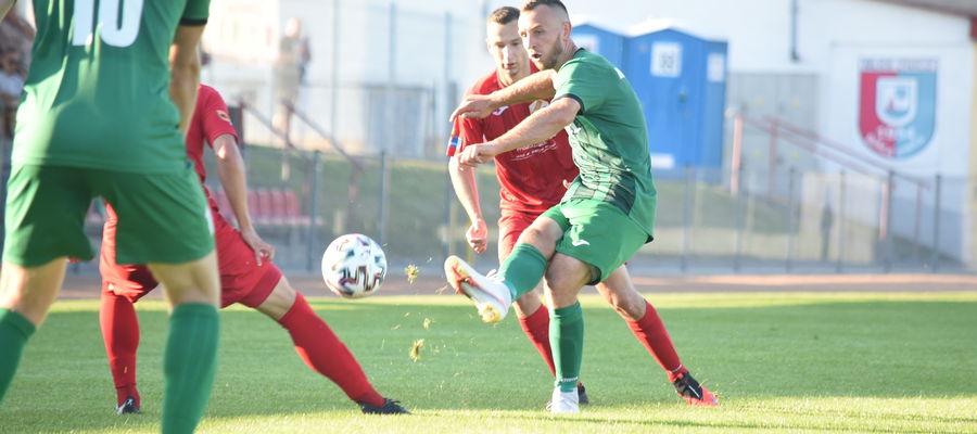 Znicz Biała Piska – Lechia Tomaszów Maz. 1:2