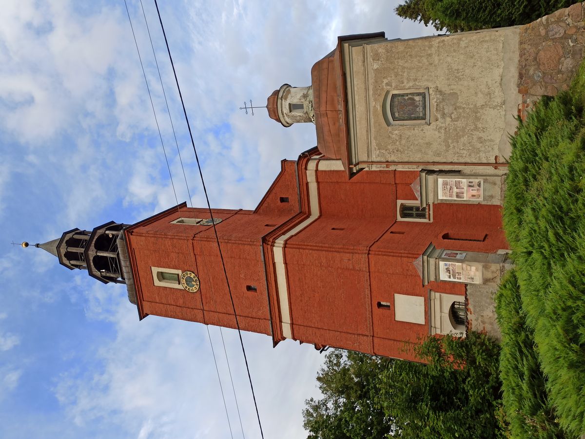 Kościół w sanktuarium w Głotowie koło Dobrego Miasta

