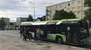 Więcej dzieci w autobusach, ale wciąż mniej miejsc