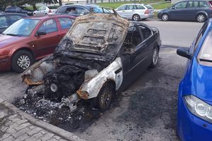 Na Mickiewicza palił się samochód