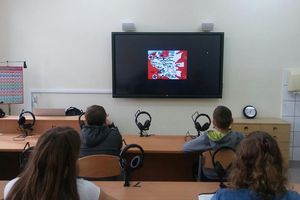 Uczniowie z Nakomiad poznawali historię agresji ZSRR na Polskę