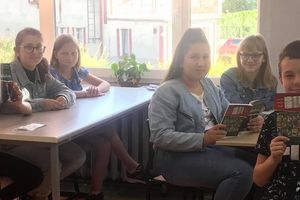 Narodowe Czytanie w nowomiejskiej szkole "Jedynce"