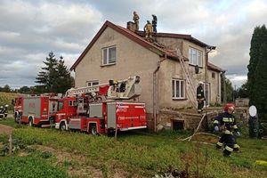 Pożar dachu w Radziejewie