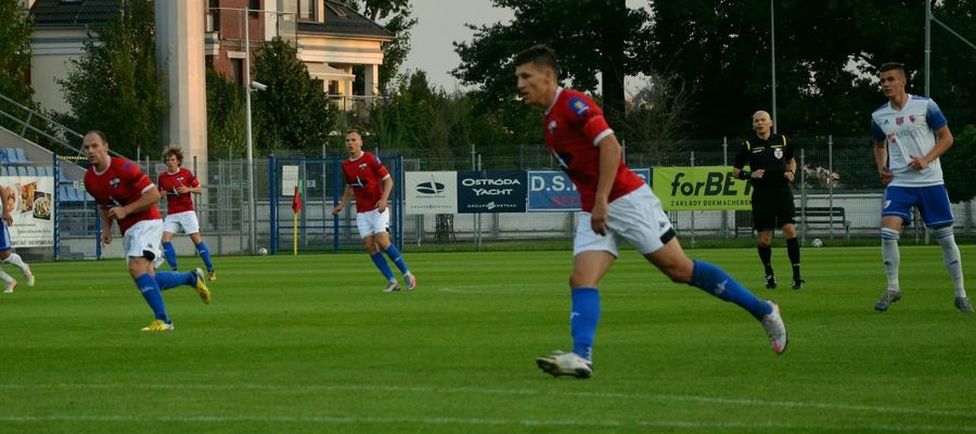 Piłkarze Sokoła Ostróda w sobotę zagrają w Grudziądzu