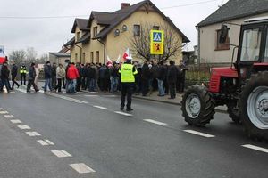 Rolnicy będą ponownie protestować. Wyjadą na DK15 