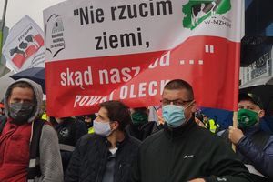 Rolnicy z powiatu oleckiego protestują w Warszawie