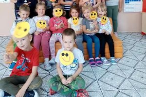 Światowy Dzień Uśmiechu u przedszkolaków z Nakomiad