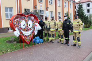 Nidziccy strażacy zachęcają do udziału w zbiórce charytatywnej na rzecz Lenki Mazur
