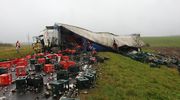 Na krajowej 57 wywróciła się ciężarówka z piwem
