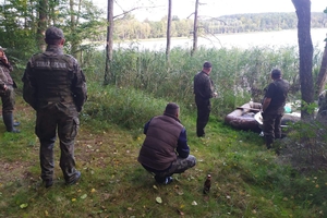 Kłusownik złapany na jeziorze Czerwica poddał się karze. Miał ponad 31 kg ryb
