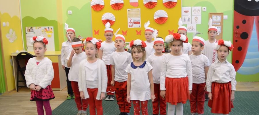 Kadr z filmu przedszkola "Szósteczka"