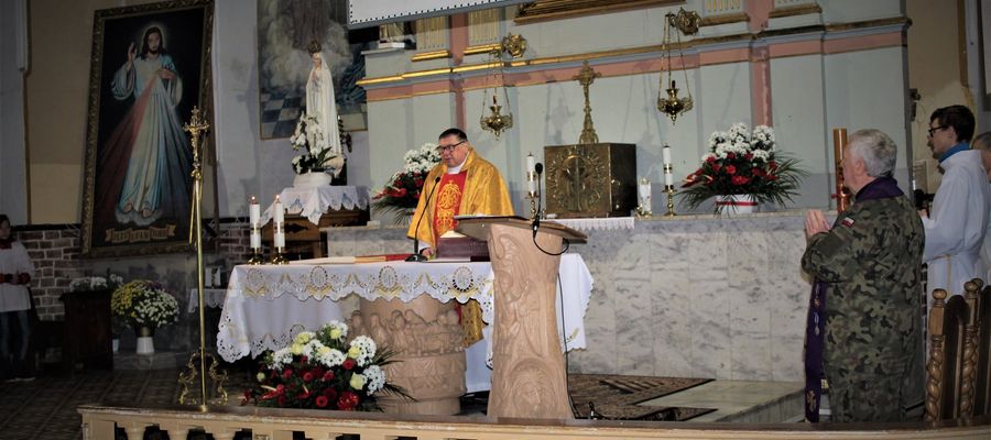 Ksiądz Tadeusz Lewdarowicz przechodzi na emeryturę