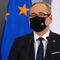 Jest decyzja w sprawie powrotu dzieci do szkół. Obostrzenia zostają przedłużone [WIDEO]