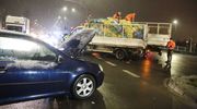 Jedna osoba trafiła do szpitala po zderzeniu pojazdów w Olsztynie. Także w innych miejscach dochodzi do kolizji [ZDJĘCIA]