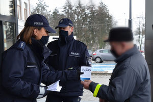 Odblaski dla Babci i Dziadka w czasie „godzin dla seniorów” 