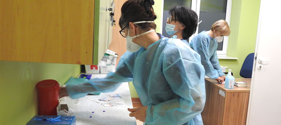 Szczepienie pierwszych pracowników szpitala odbyło się już 27 grudnia