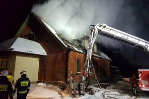 Pożar budynku mieszkalnego w Szeszkach w gminie Wieliczki